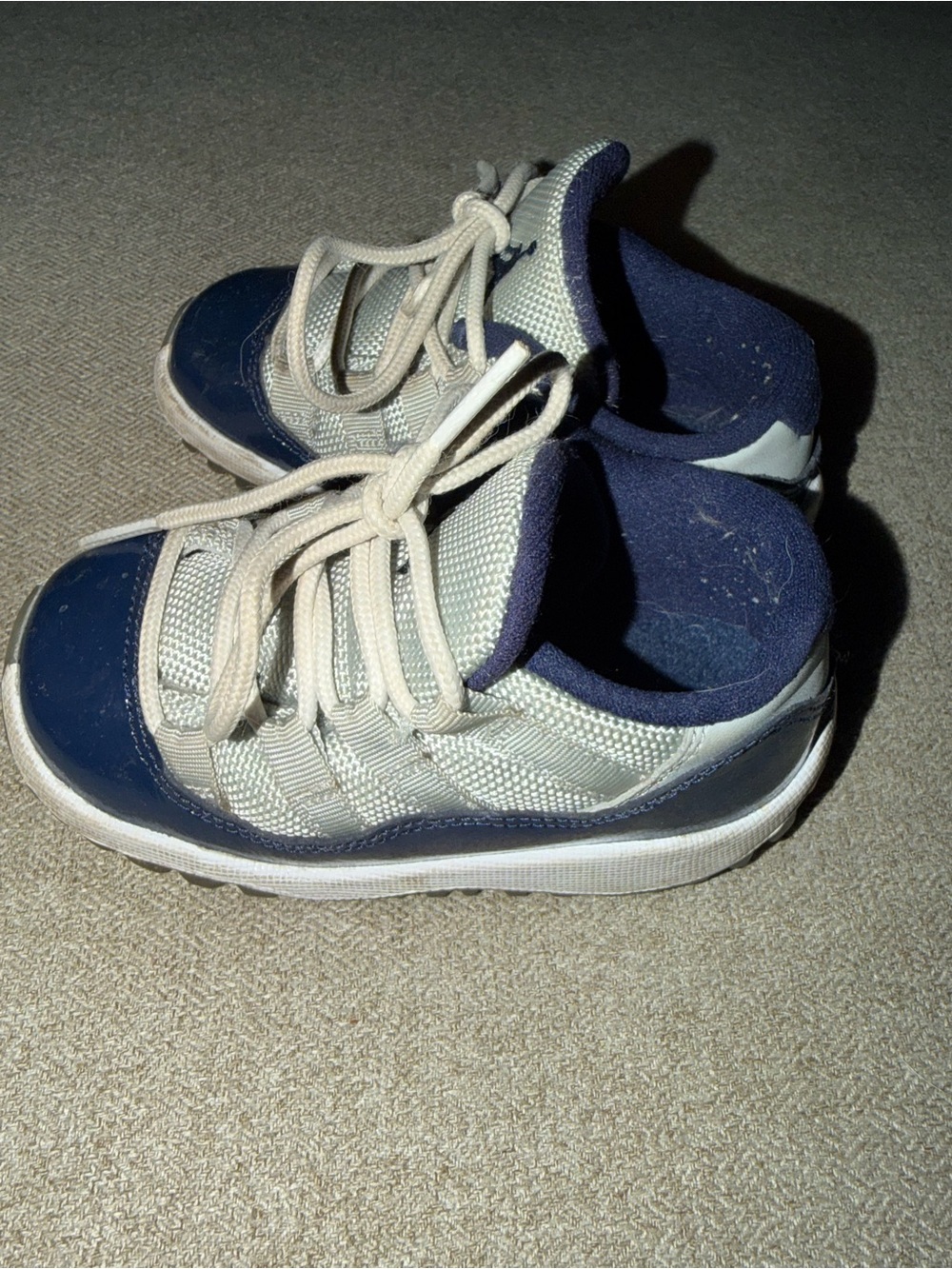 7C Jordan Kids Navy and Light Gray Lace-Up Sneakers